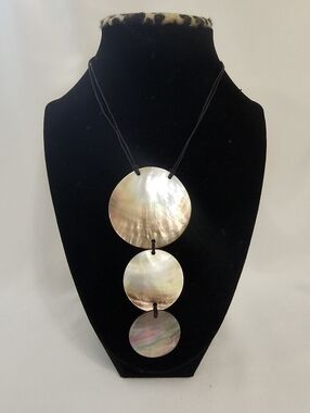 Mother-of-Pearl 3-tiered Circular Disc Pendant Necklace